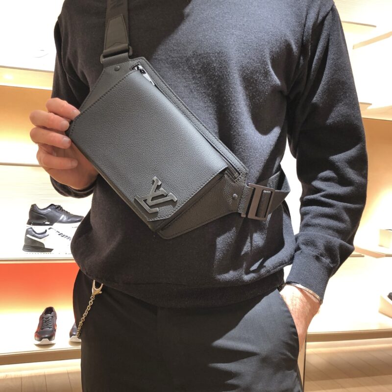LOUIS VUITTON ルイヴィトン★最新作 バムバッグ NV★M57081
