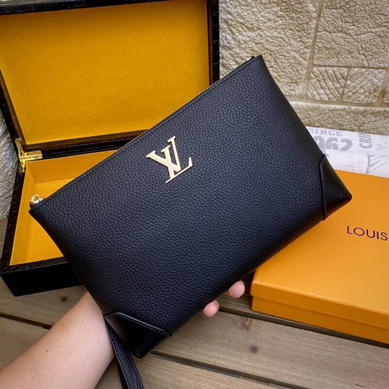 LOUIS VUITTON(ルイヴィトン)クラッチバッグ 28x19x3cm